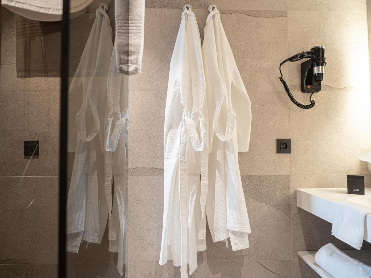Hotel Le 830 נמור מראה חיצוני תמונה
