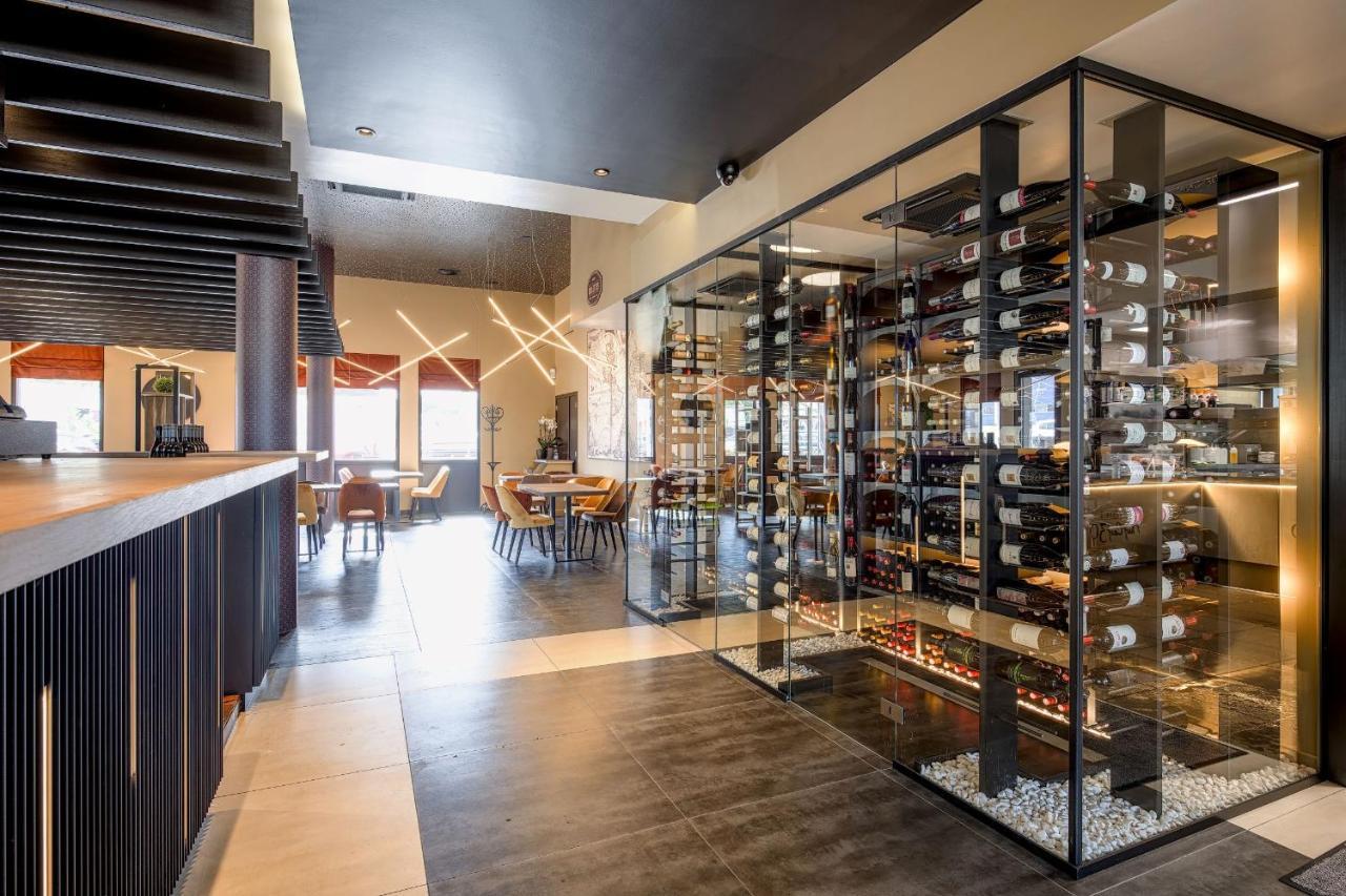 Hotel Le 830 נמור מראה חיצוני תמונה