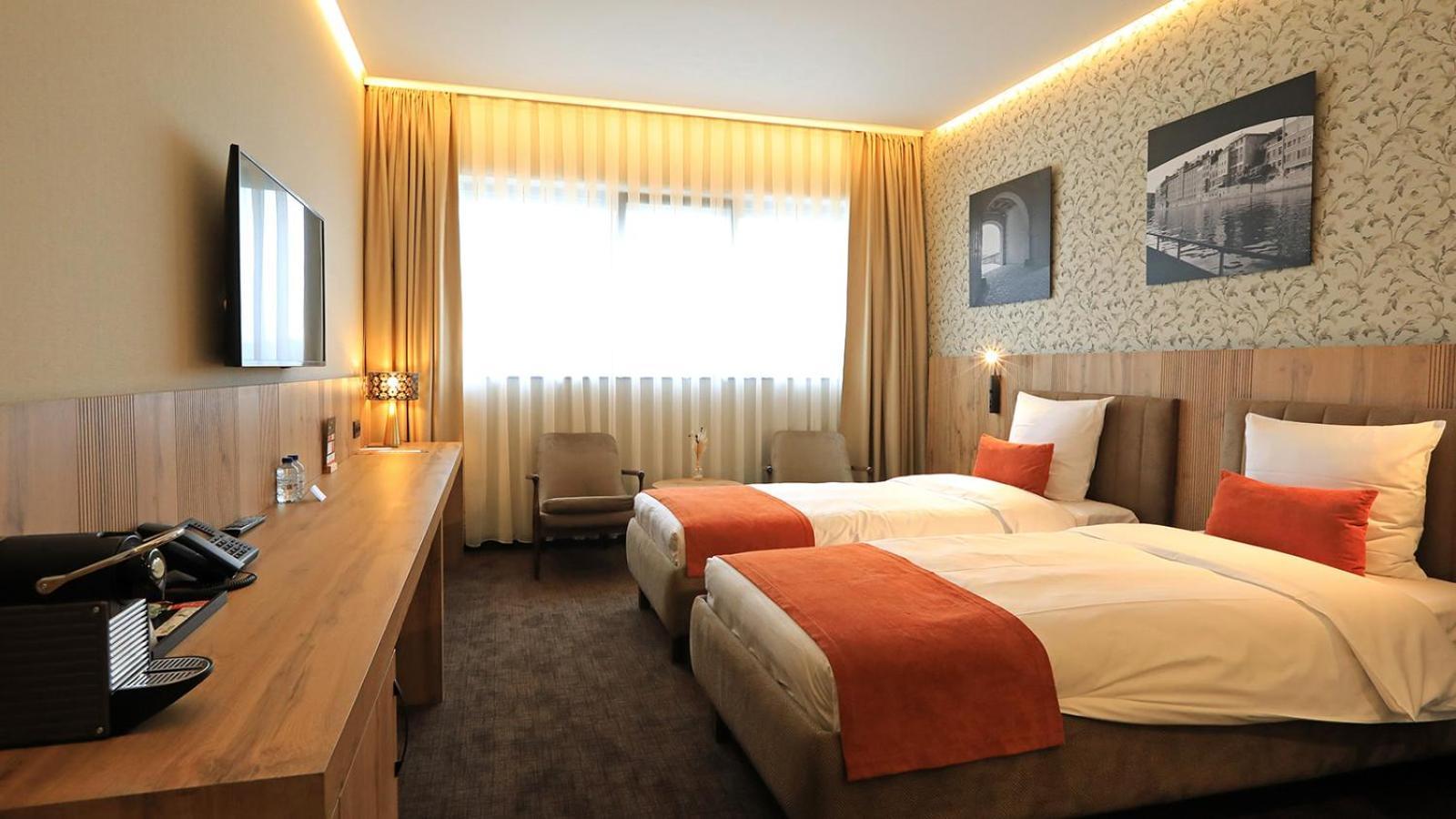 Hotel Le 830 נמור מראה חיצוני תמונה